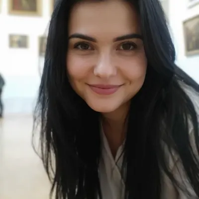 Аделина, 27